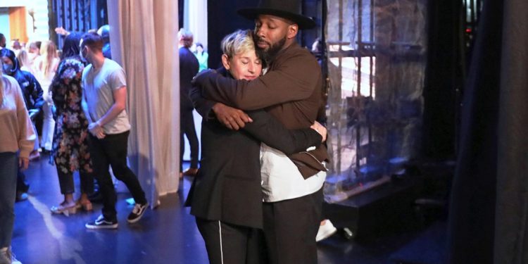 ellen-degeneres-mourns-twitch-in-first-on-camera-message-since-his-death-–-12-news
