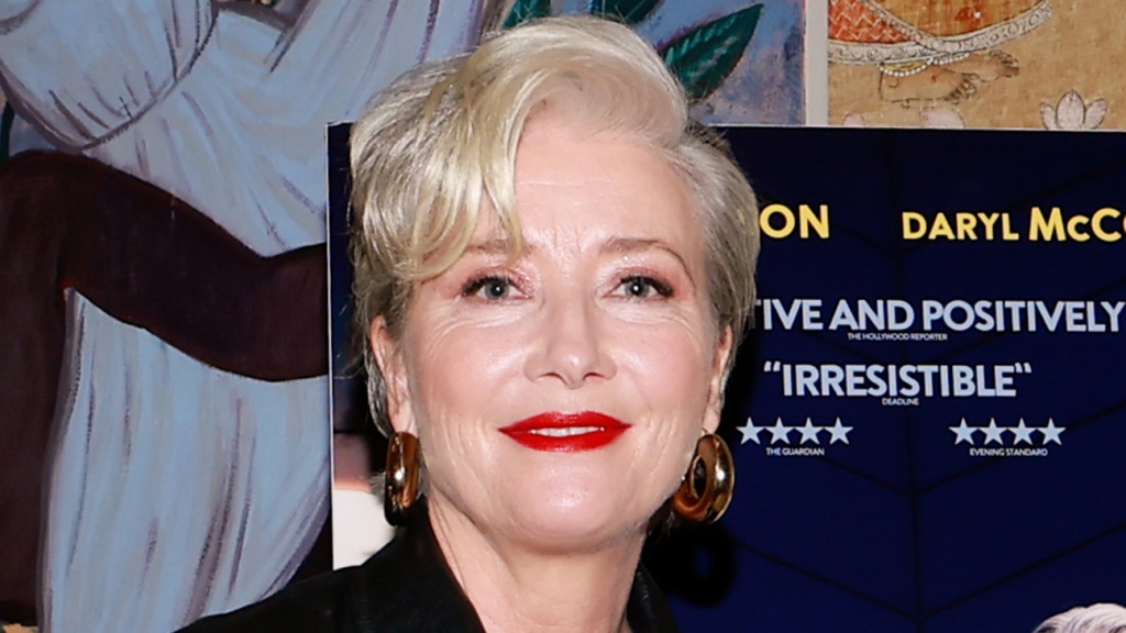 emma-thompson-says-matilda-injury-reminded-her-she's-not-“invulnerable”