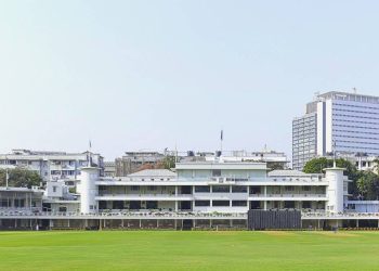 cricket-club-of-india-member-suspended-for-jumping-from-clubhouse,-running-shirtless