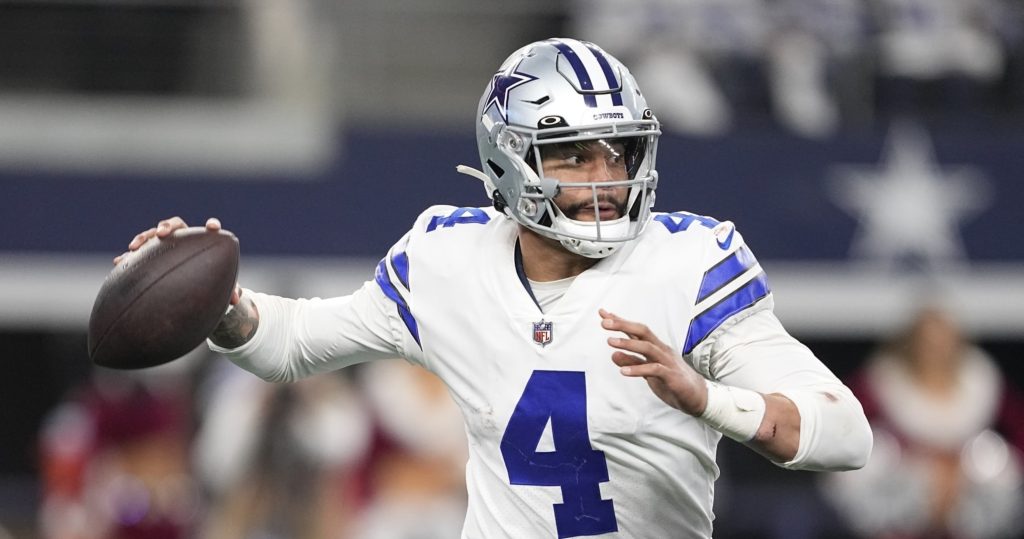 dak-prescott-touted-by-cowboys-twitter-for-'carrying'-team-in-win-vs.-eagles