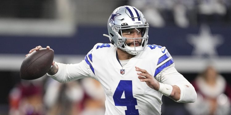 dak-prescott-touted-by-cowboys-twitter-for-'carrying'-team-in-win-vs.-eagles