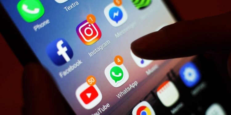 state-departments-spent-e1.4m-on-social-media-ads-in-2022-–-irish-examiner