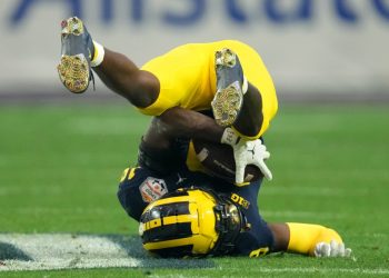 twitter-reacts-to-michigan-blundering-the-first-half-of-the-vrbo-fiesta-bowl-–-buckeyes-wire