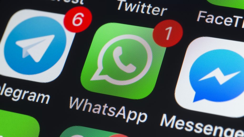 super-sneaky-whatsapp-hack-hides-content-of-incoming-messages-–-the-us-sun