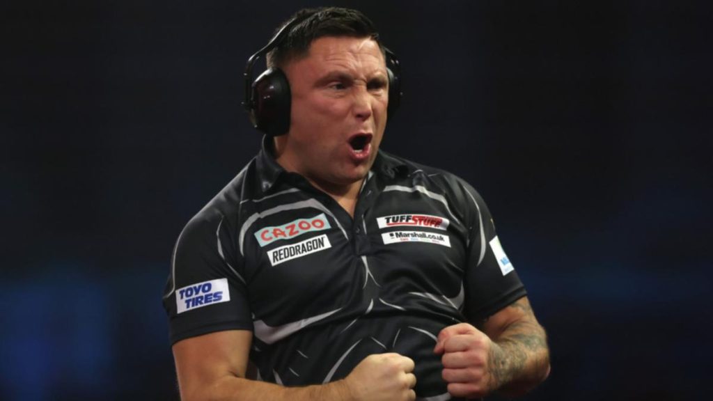 world-no.1-drops-bombshell-and-nukes-instagram-after-bizarre-loss-in-ear-muffs-–-7news