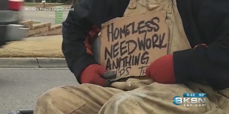 topeka-facebook-group-helps-homeless-find-joy-on-christmas-–-ksnt