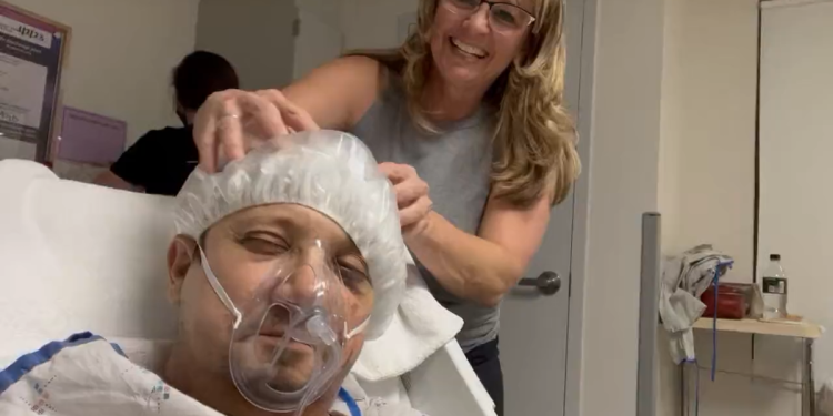 jeremy-renner-posts-twitter-video-following-snow-plow-accident-–-ktvn