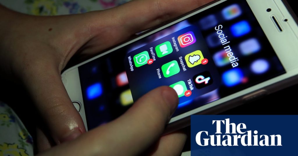 seattle-public-schools-sue-social-media-platforms-for-youth-'mental-health-crisis'