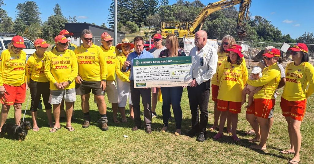 state-government-hands-over-more-than-$200000-for-the-forster-surf-life-saving-clubhouse-project