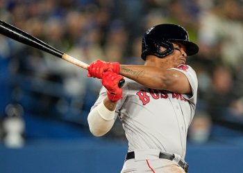 rafael-devers-shares-instagram-message-after-signing-new-red-sox-deal-–-nesn