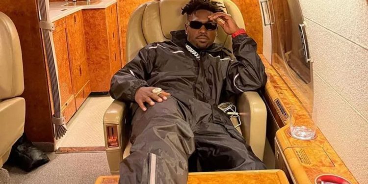 was-antonio-brown's-snapchat-hacked?-ex-nfl-star-claims-issue-after-posting-chelsie-…