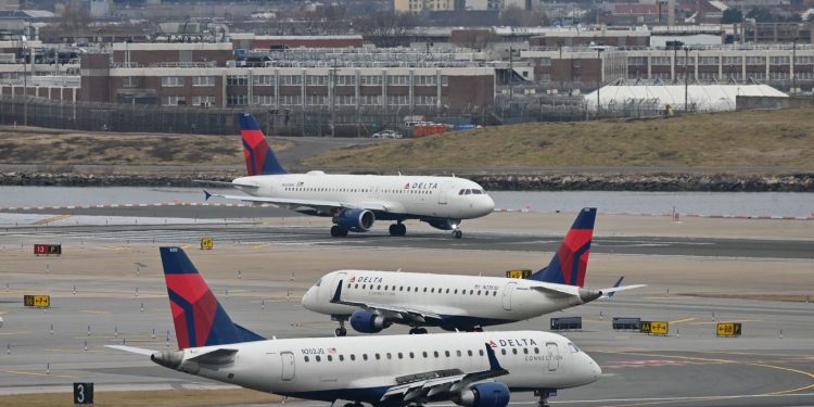 faa:-outage-caused-by-contract-workers-unintentionally-deleting-files-–-axios