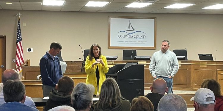 jones-creek-residents-meet-with-columbia-county-about-potential-clubhouse-rezoning