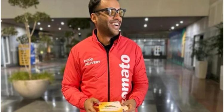 zomato-to-hire-800-people-including-engineers-and-product-managers,-founder-posts-job-vacancies
