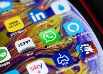 whatsapp-support-for-original-quality-photos-could-be-just-an-update-away-–-pocket-lint