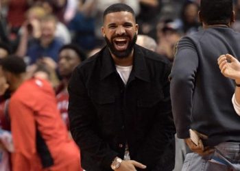 drake-celebrates-mom's-75th-birthday-with-touching-instagram-post-–-as-usa