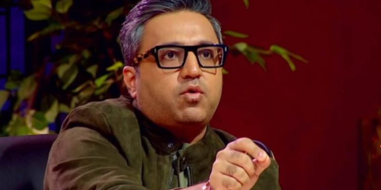 ashneer-grover-roasted-for-'doglapan'-over-listing-iit-delhi-on-his-linkedin-–-news18