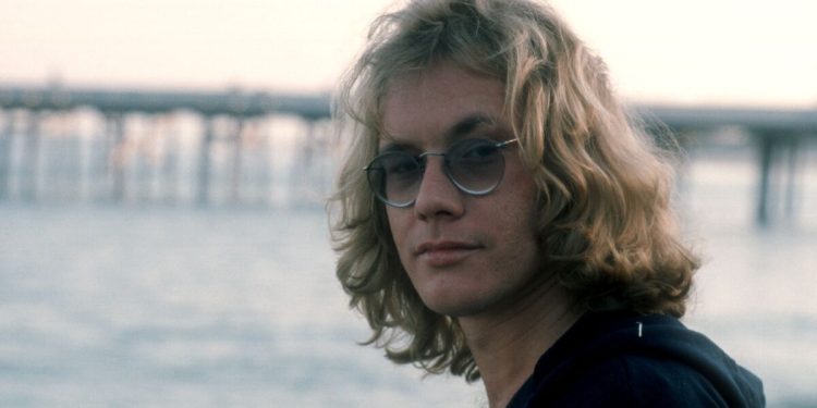 'the-soul-of-la.':-20-years-after-his-death,-the-stars-are-aligning-for-warren-zevon
