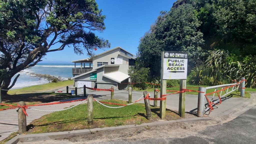 slip-severely-damages-mangawhai-surf-club-building-after-heavy-rain-–-nz-herald