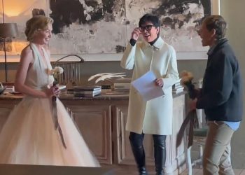 ellen-and-portia-renew-their-vows-–-youtube