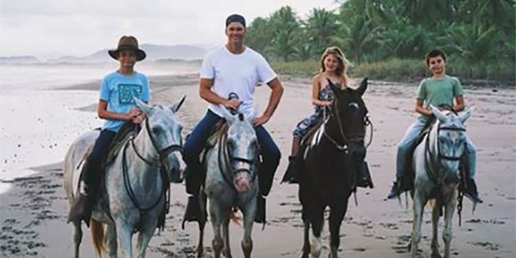 tom-brady-instagram-photos-after-announcing-retirement-–-people