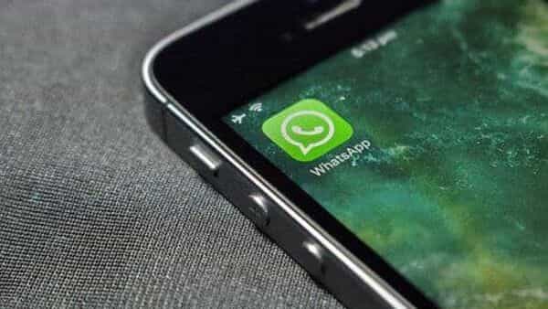 how-to-send-messages-and-make-calls-on-whatsapp-without-using-hands-|-mint