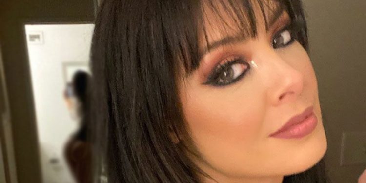 rebel-drops-seductive-reminder-for-fans-with-cheeky-underwear-photo-–-ringside-news