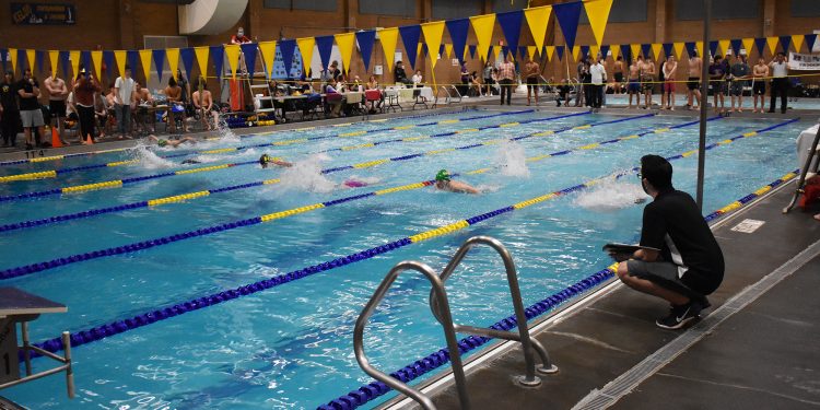 3a-boys-swimming:-owen-wong-leads-parade-of-mountain-view-wins-in-bi-district-meet