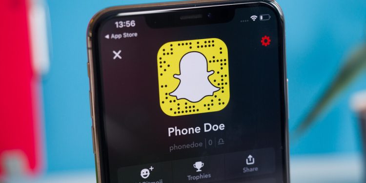 popular-social-media-app-accused-of-hooking-kids-up-with-drug-dealers-(video)
