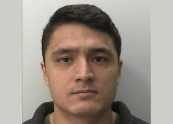 trainee-police-officer-sent-explicit-images-to-girl-on-snapchat-–-salisbury-journal