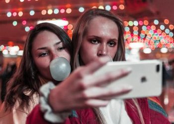 parents-in-the-us-are-suing-instagram-and-snapchat-for-the-mental-health-struggles-of-their-children