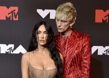 megan-fox-hints-at-machine-gun-kelly-breakup,-deletes-instagram-photos-–-ok-magazine