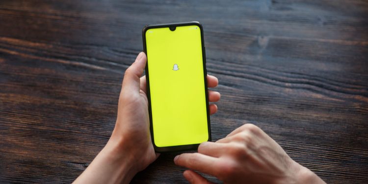 what-happens-when-you-delete-snapchat?-–-candid.technology