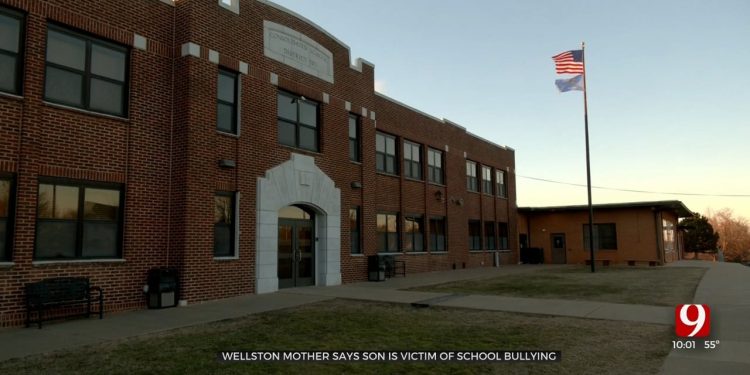 'i-was-outraged':-wellston-parent-demands-answers-after-her-son-is-photographed-inside-…