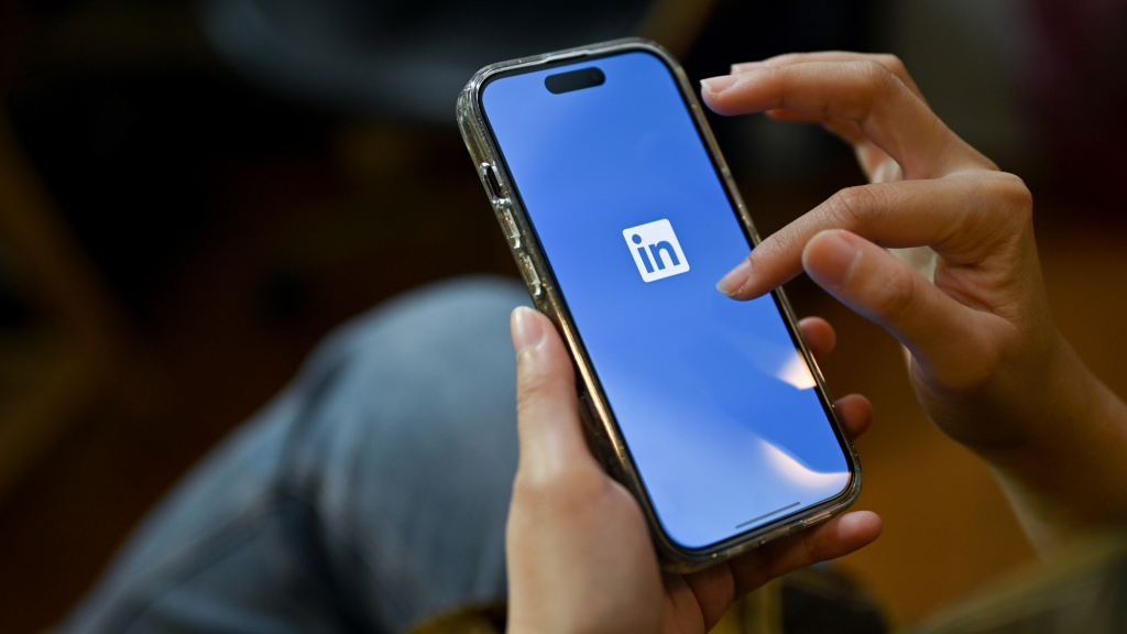 linkedin-document-ads-|-jumpfly-digital-marketing-blog