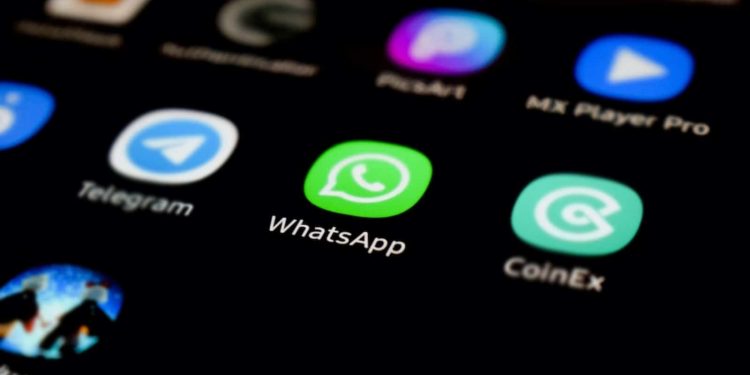 new-whatsapp-android-update-brings-meta-avatar-–-techgenyz