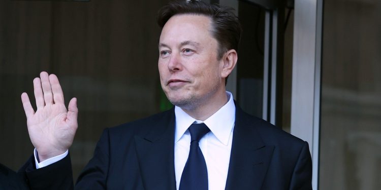 tesla-workers-say-twitter-shadowbanned-their-union-account:-nlrb-charge-–-vice