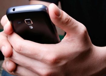 nottinghamshire-police-of-online-'sextortion'-blackmail-using-social-media-such-as-tinder-…