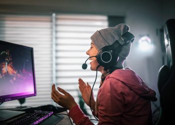 brawlhalla-introduces-groundbreaking-live-captioning-system-for-streams-–-forbes