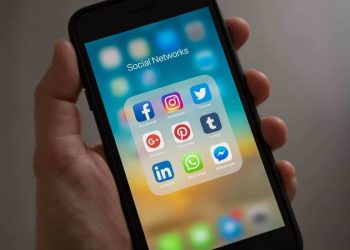 supreme-court-struggles-with-social-media's-role-in-terrorism-–-ht-tech