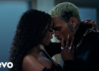 chloe,-chris-brown-–-how-does-it-feel-(official-video)-–-youtube
