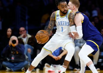 nba-twitter-reacts-to-warriors'-loss-vs.-lakers-in-first-game-after-all-star-break