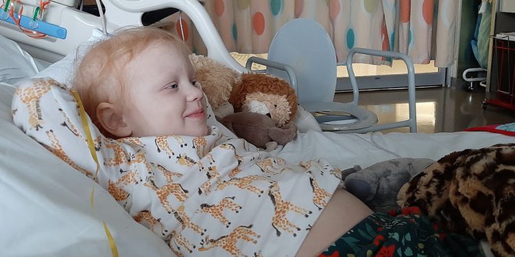 kraken-player-encourages-fans-to-help-seattle-girl-find-a-bone-marrow-donor-–-katu