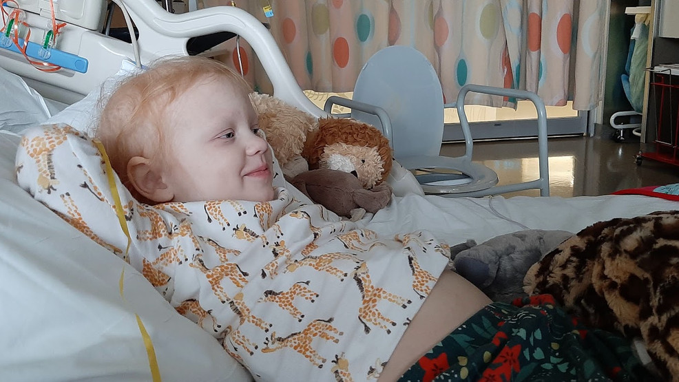 kraken-player-encourages-fans-to-help-seattle-girl-find-a-bone-marrow-donor-–-katu