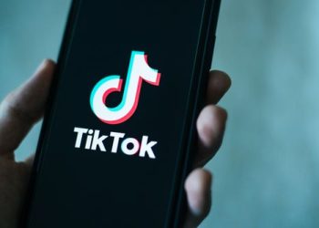agencies-have-30-days-to-ban-tiktok-on-government-devices,-white-house-says-–-wicz