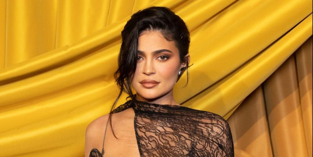 kylie-jenner-loses-1-million-instagram-followers-amid-selena-gomez-and-hailey-bieber-…-–-yahoo