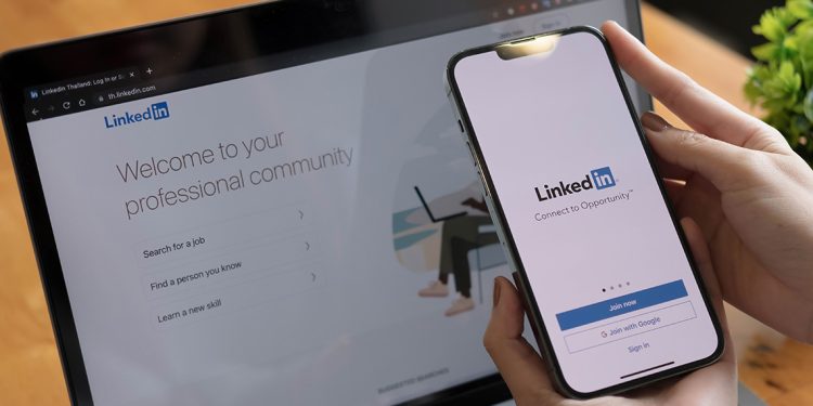 social-skills:-how-agents-can-maximize-linkedin-for-optimal-networking-opportunities