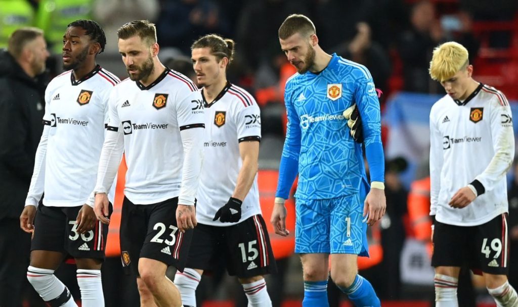 man-utd-stars-'dreamt-of-beating-arsenal-to-title-in-whatsapp-group'-before-liverpool-loss