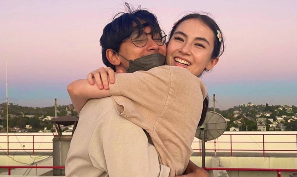 twitch-streamer-“kyedae”-reveals-cancer-diagnosis-and-keeping-it-a-secret-from-fiance,-tenz