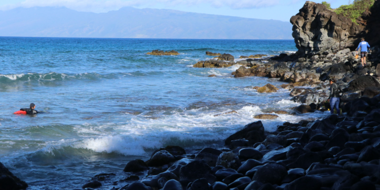 03/09/23-–-grounded-yacht-caused-significant-damage-to-live-rock-habitat